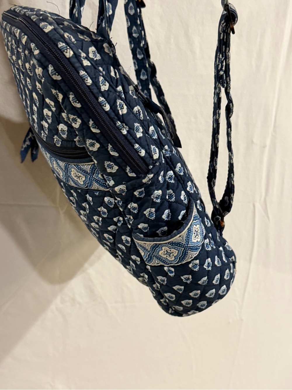Vera Bradley Mini Backpack Quilted Cotton Navy Blue Medallion - Picture 4 of 12